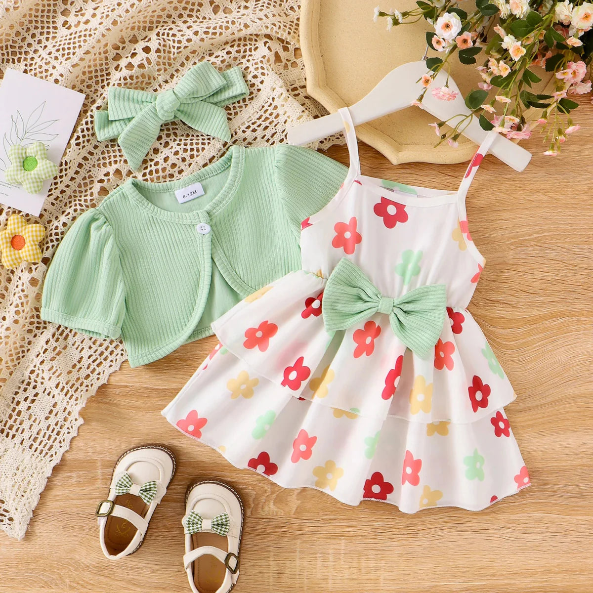 Conjunto Vestido Flores + Cardigan | 6-3 Anos